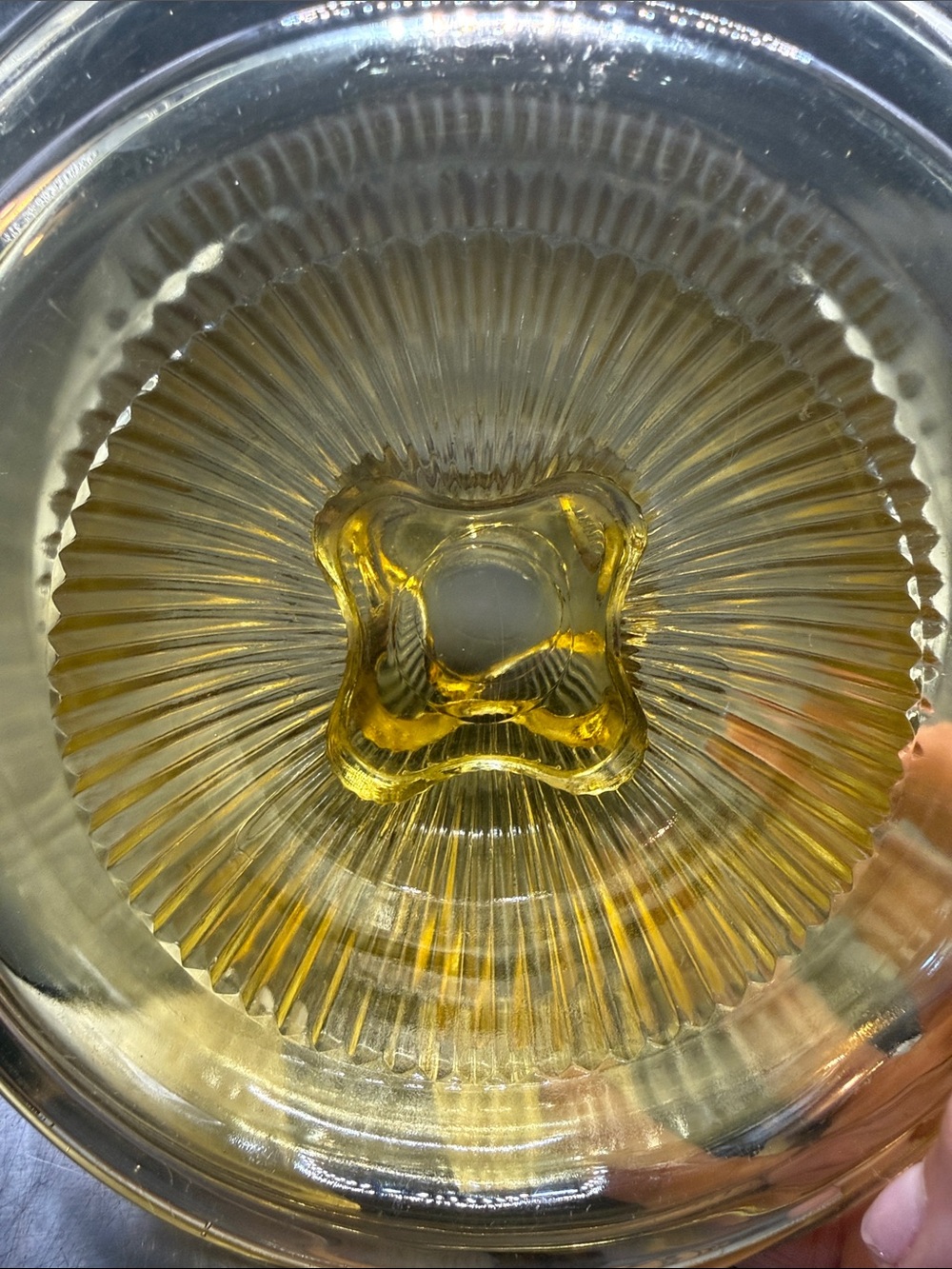 Depression Glass Footed Nesting Bowls - Picture 14 of 14